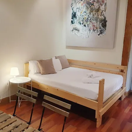 Enjoy a cosy studio in Malasaña BAR-3